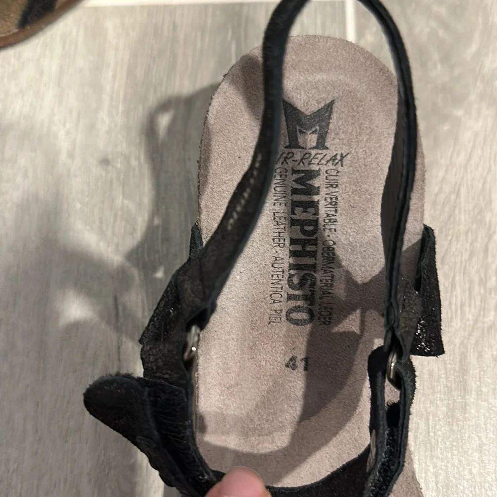 Mephisto Black Sandals Wedge Womens Size 41 Black US 10.5 Excellent Condition